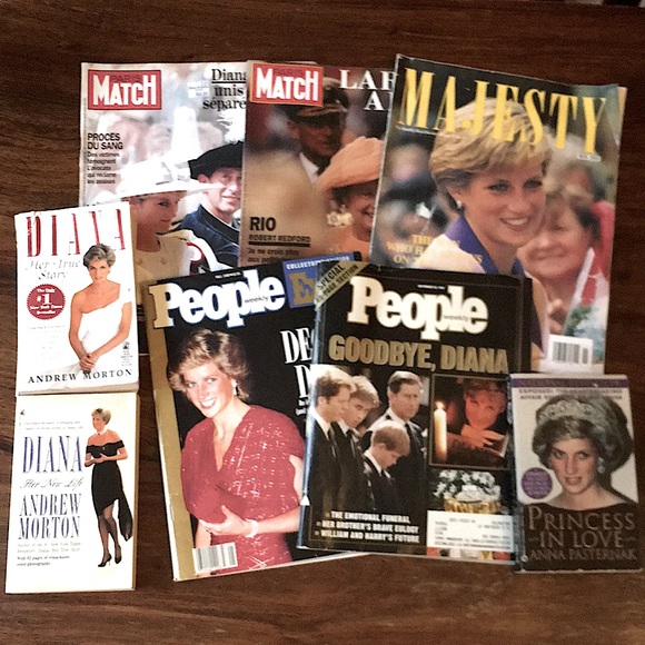 Princess Diana media collection paperbacks & magazines vintage 1990s - Picture 1 of 14